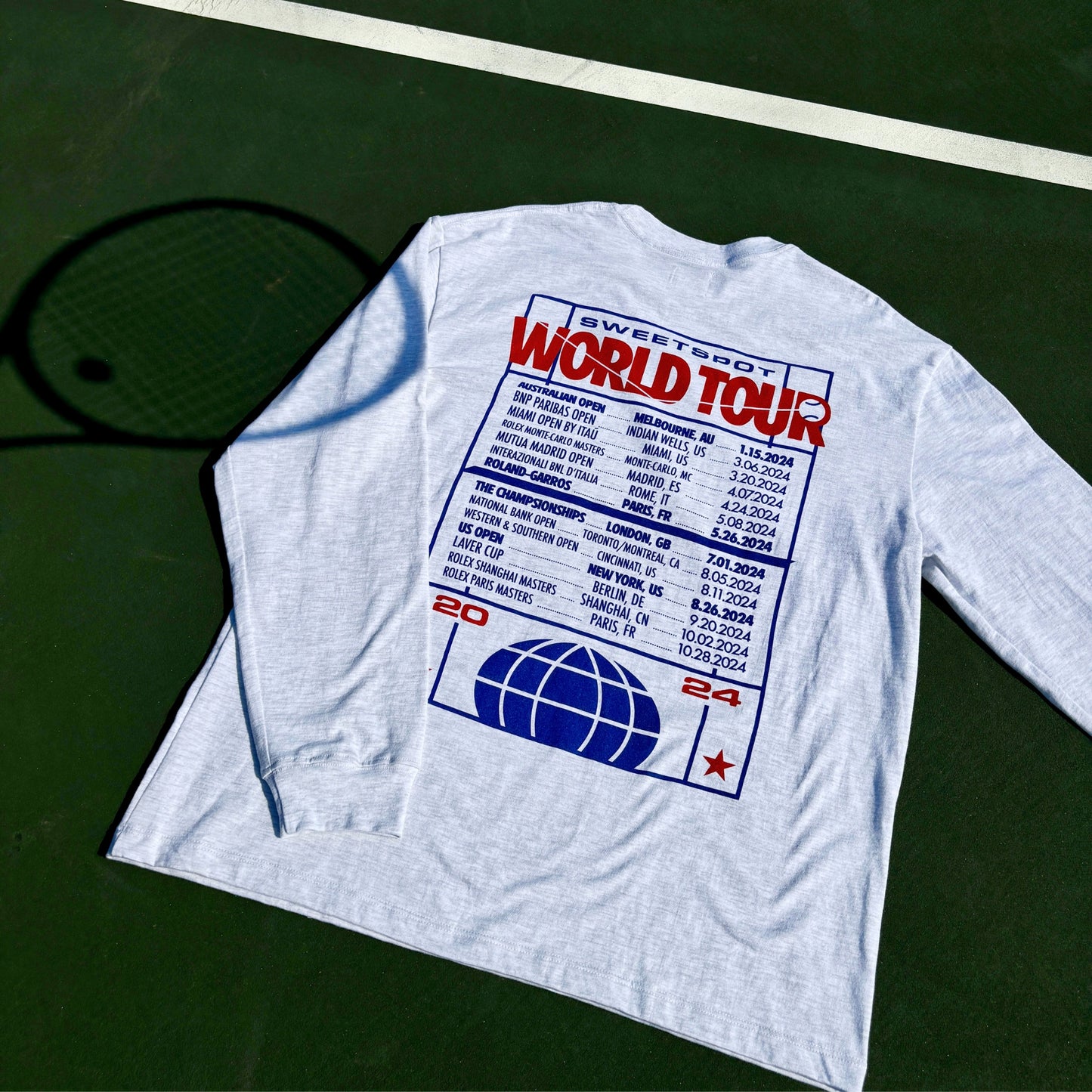 WORLD TOUR CREWNECK